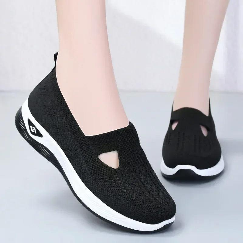Women's Casual Shoes